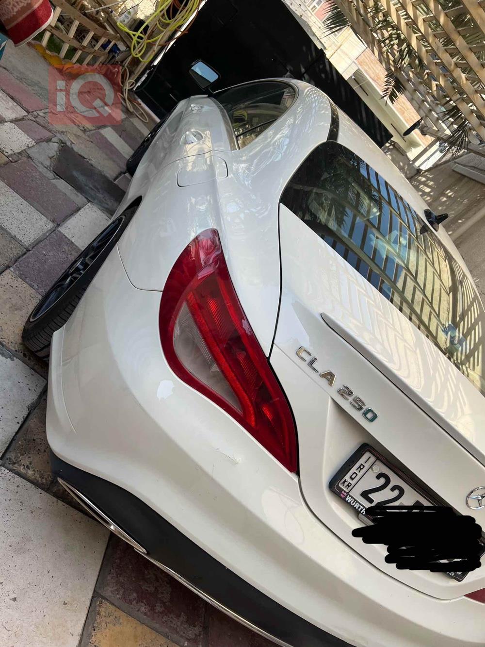 مێرسێدس بێنز CLA